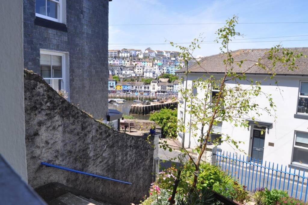 Luxury Dog Friendly Home In Brixham Harbour With Sea Views And Free Parking Экстерьер фото